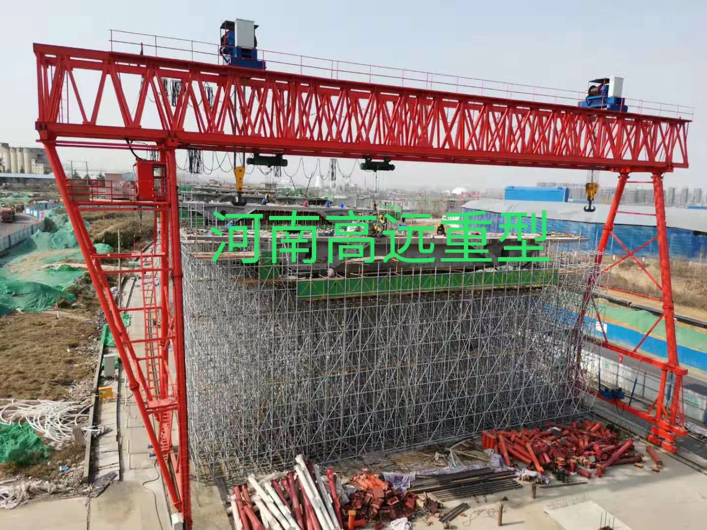 重慶勝和建筑工程有限公司拉薩提布崗項目，采購我廠ME60+60T-36M-9M-2臺，10T-36M-9M-4臺龍門吊